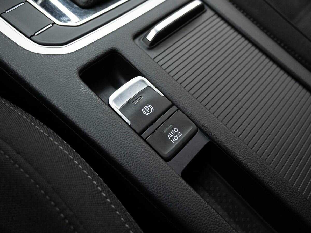 Купить Volkswagen Passat, 2018, 225 564 км.. Фото: #16