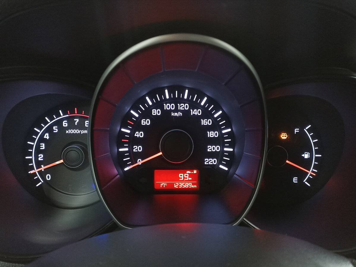 Купить Kia Rio, 2016, 123 590 км.. Фото: #11