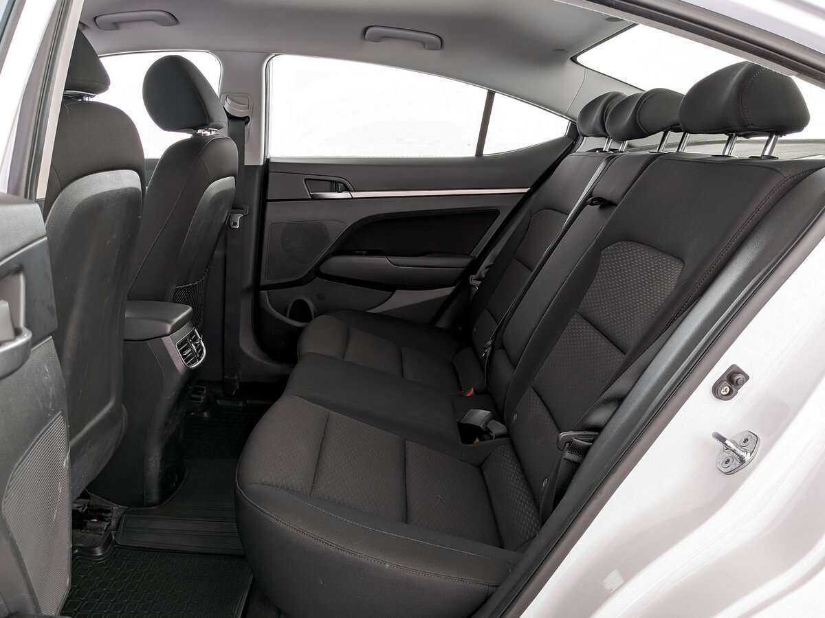Купить Hyundai Elantra, 2020, 47 171 км.. Фото: #9