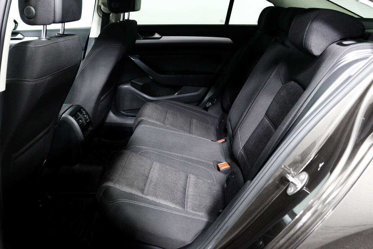 Купить Volkswagen Passat, 2016, 130 800 км.. Фото: #11