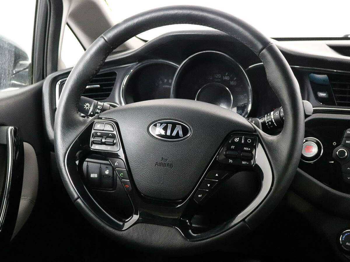 Купить Kia Ceed, 2017, 141 160 км.. Фото: #11