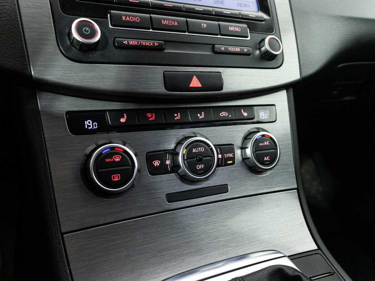 Купить Volkswagen Passat, 2013, 230 742 км.. Фото: #14