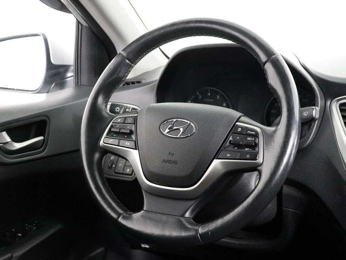 Купить Hyundai Solaris, 2019, 71 041 км.. Фото: #12