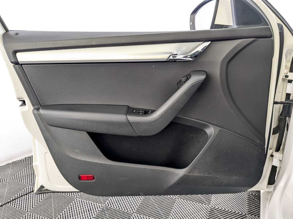 Купить Skoda Octavia, 2017, 140 527 км.. Фото: #14