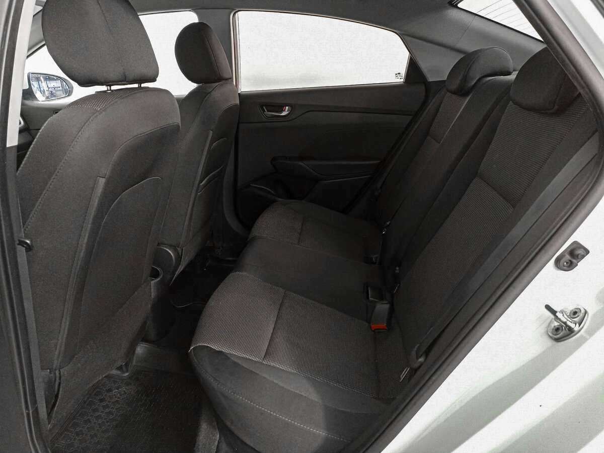 Купить Hyundai Solaris, 2018, 111 703 км.. Фото: #9