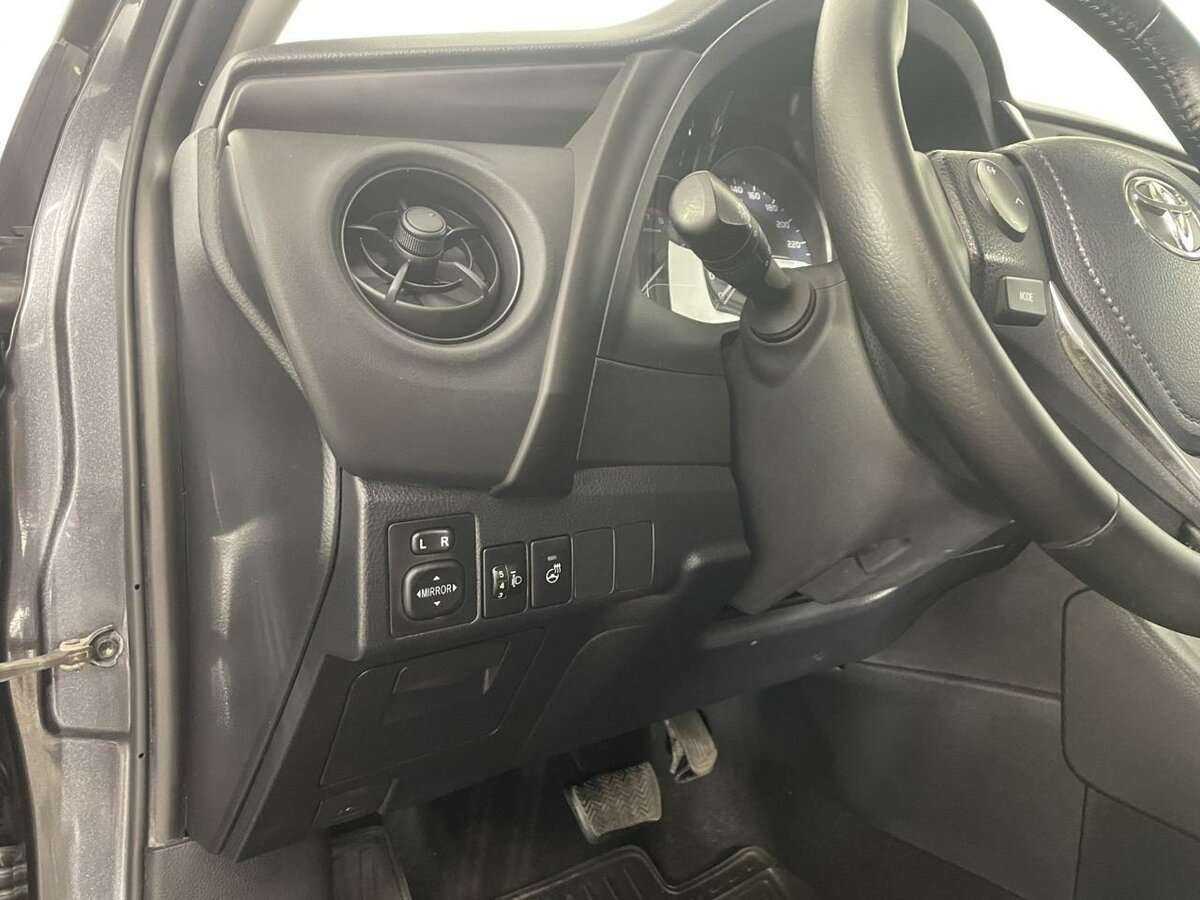 Купить Toyota Corolla, 2017, 168 150 км.. Фото: #8