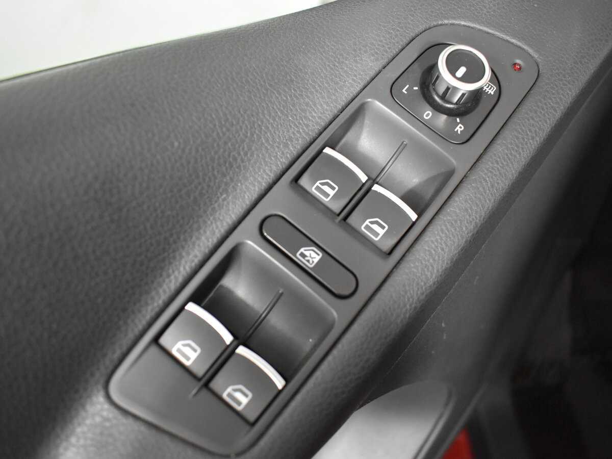 Купить Volkswagen Tiguan, 2012, 198 628 км.. Фото: #5