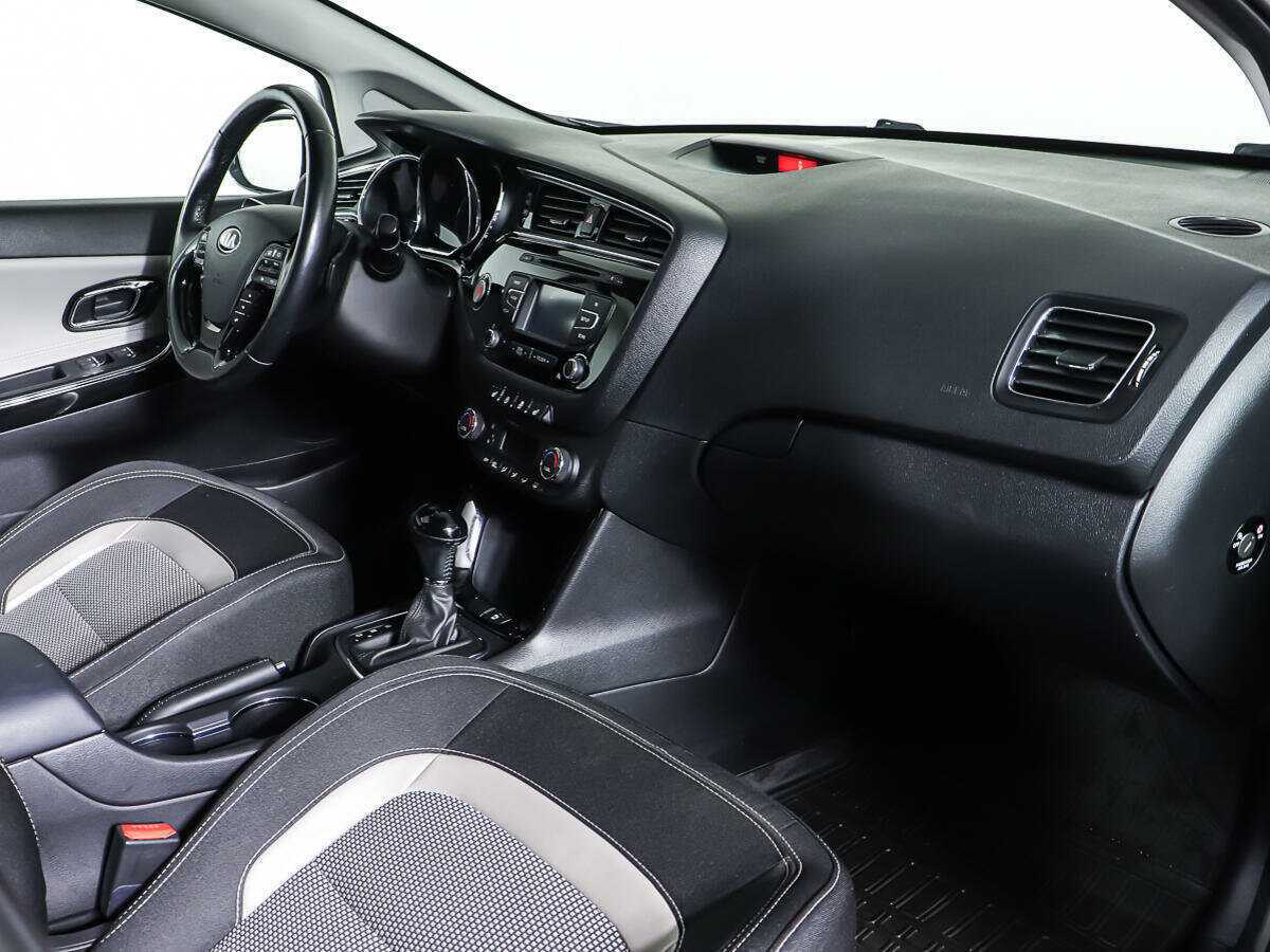 Купить Kia Ceed, 2015, 85 429 км.. Фото: #8