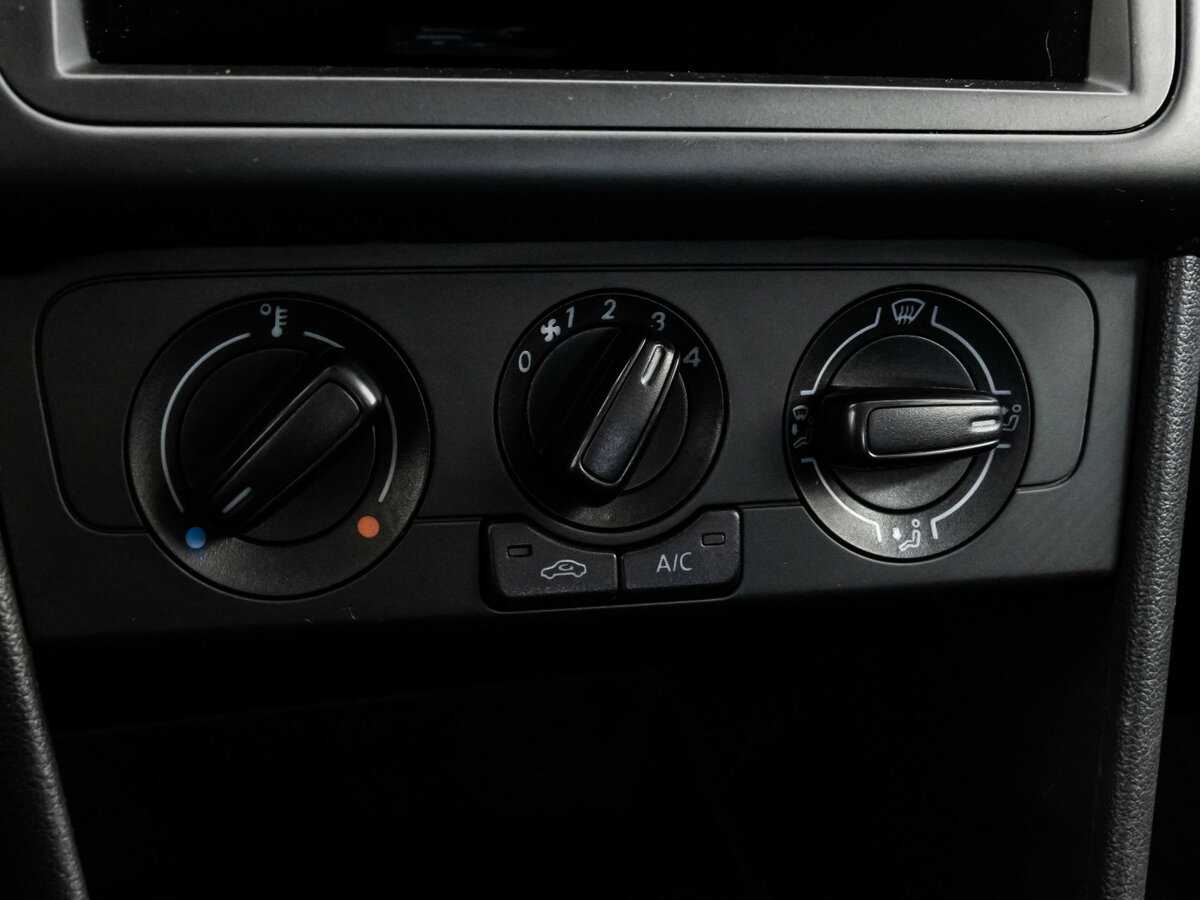 Купить Volkswagen Polo, 2017, 156 000 км.. Фото: #11