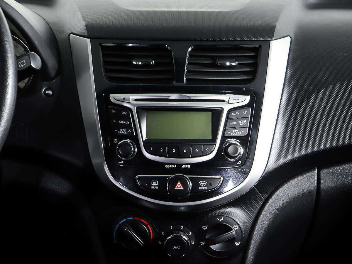 Купить Hyundai Solaris, 2012, 56 394 км.. Фото: #11