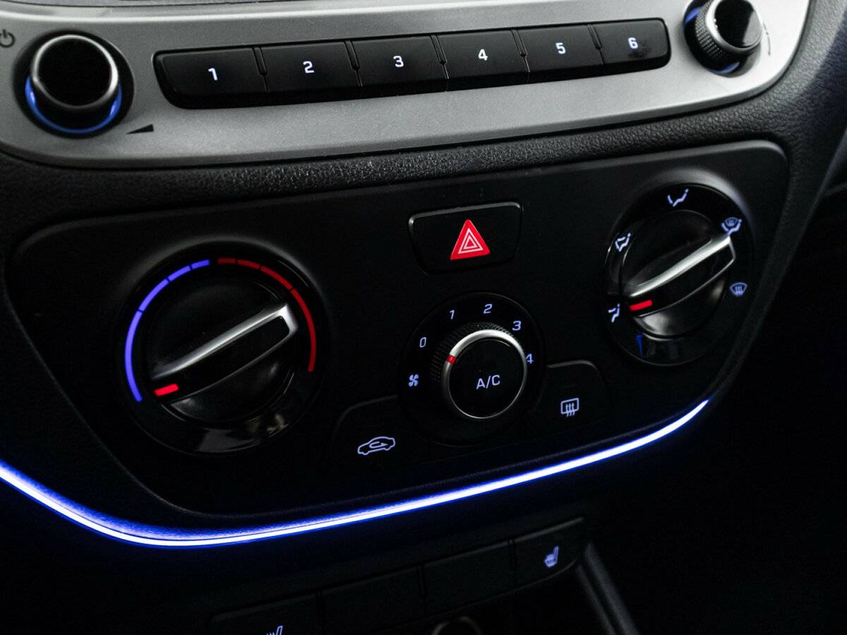 Купить Hyundai Solaris, 2020, 89 657 км.. Фото: #14