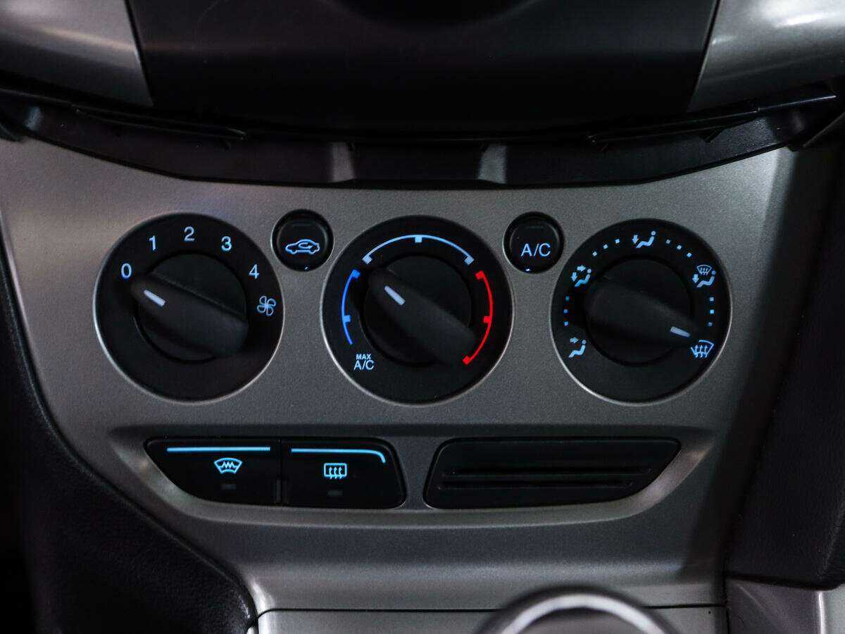 Купить Ford Focus, 2012, 128 200 км.. Фото: #16