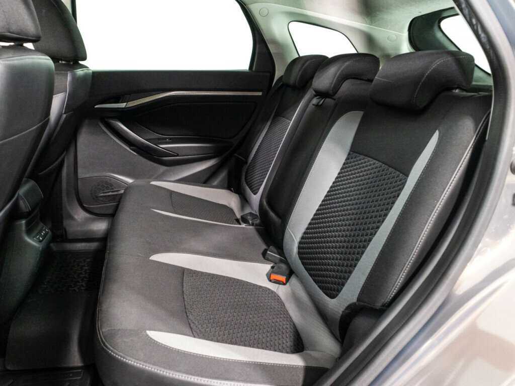 Купить Lada (ВАЗ) Vesta, 2018, 124 046 км.. Фото: #9