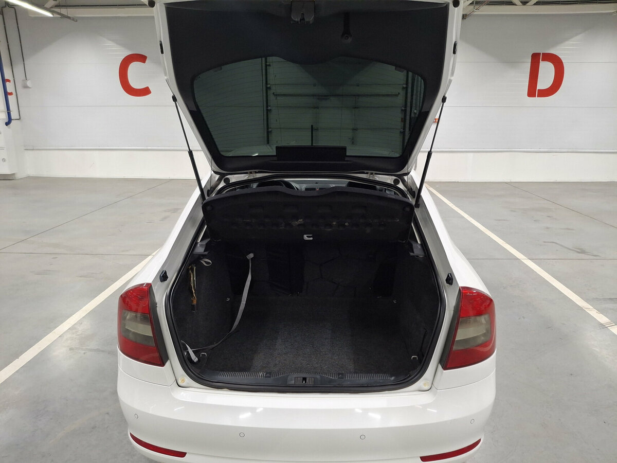 Купить Skoda Octavia, 2012, 220 524 км.. Фото: #9