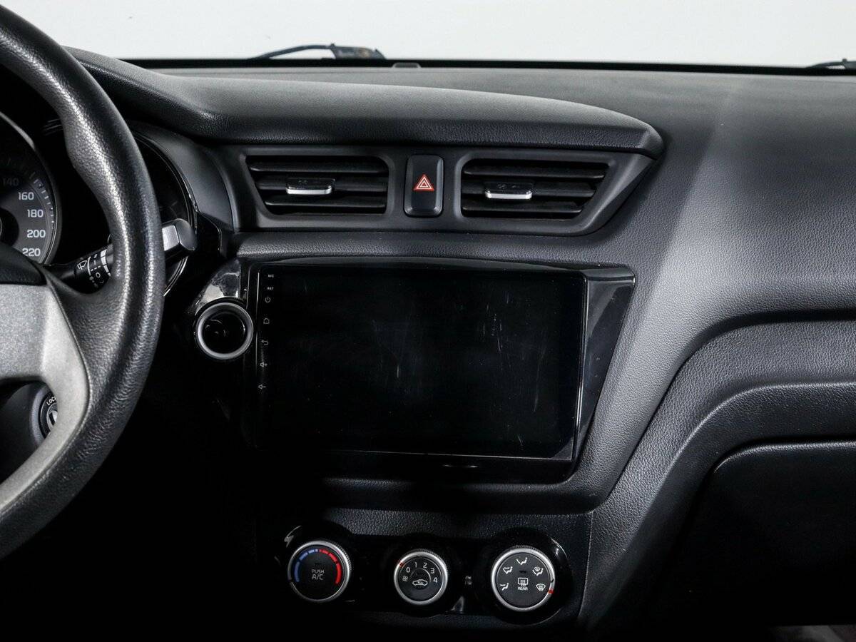 Купить Kia Rio, 2016, 120 607 км.. Фото: #9