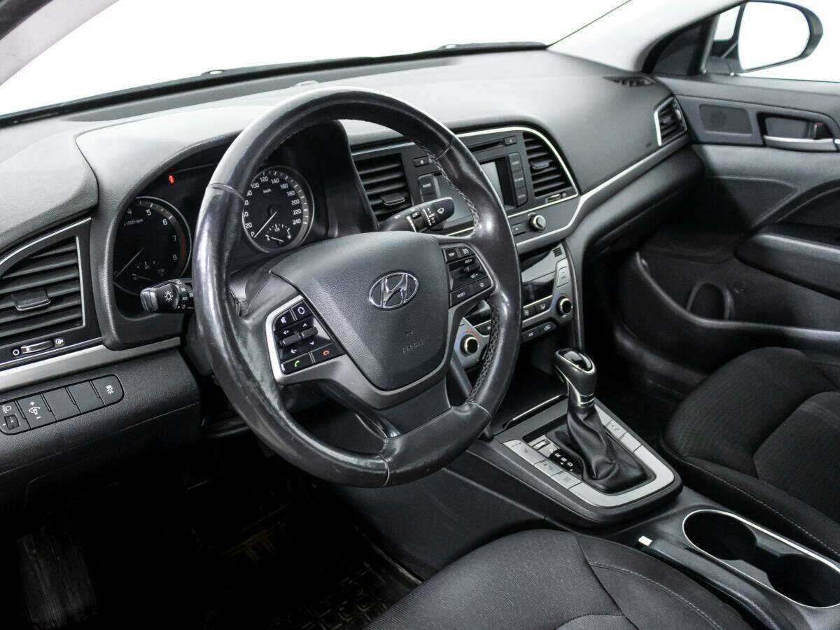 Купить Hyundai Elantra, 2017, 132 447 км.. Фото: #10