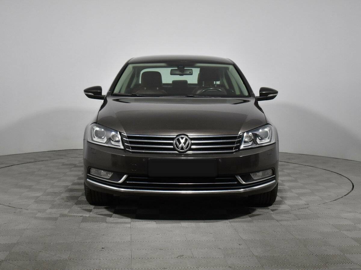 Купить Volkswagen Passat, 2012, 164 658 км.. Фото: #1
