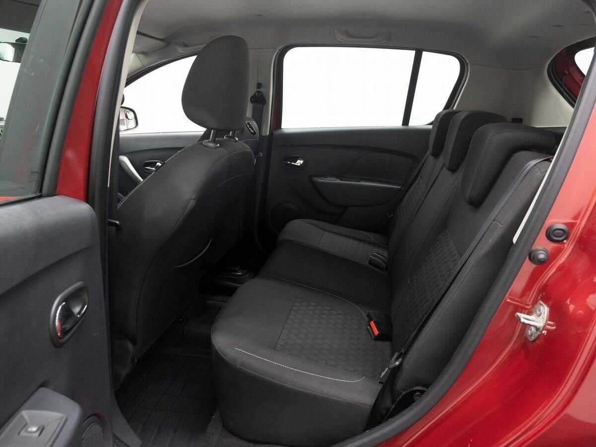 Купить Renault Sandero, 2017, 35 074 км.. Фото: #9