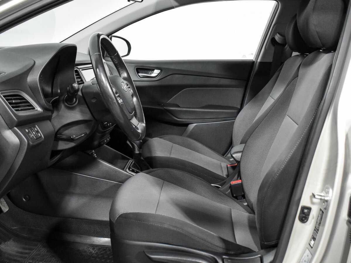 Купить Hyundai Solaris, 2019, 124 766 км.. Фото: #9