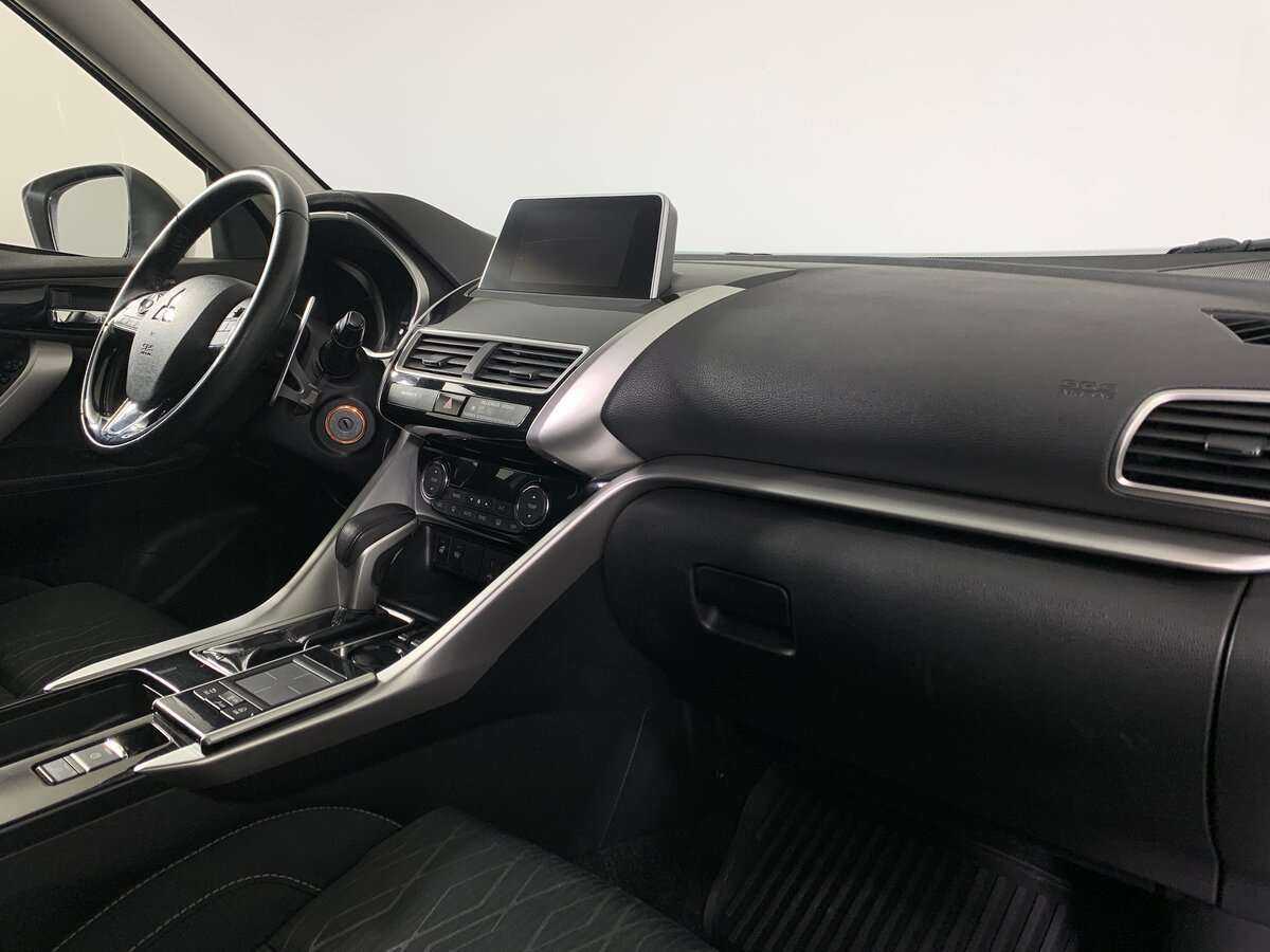 Купить Mitsubishi Eclipse Cross, 2018, 57 462 км.. Фото: #13