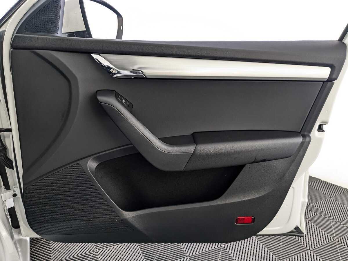 Купить Skoda Octavia, 2019, 60 649 км.. Фото: #18