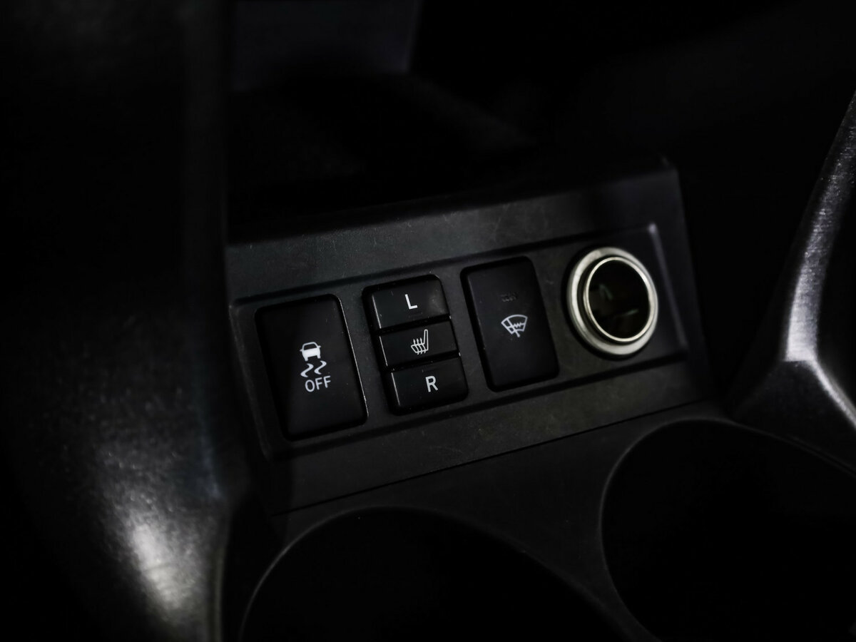 Купить Toyota RAV4, 2012, 96 736 км.. Фото: #14