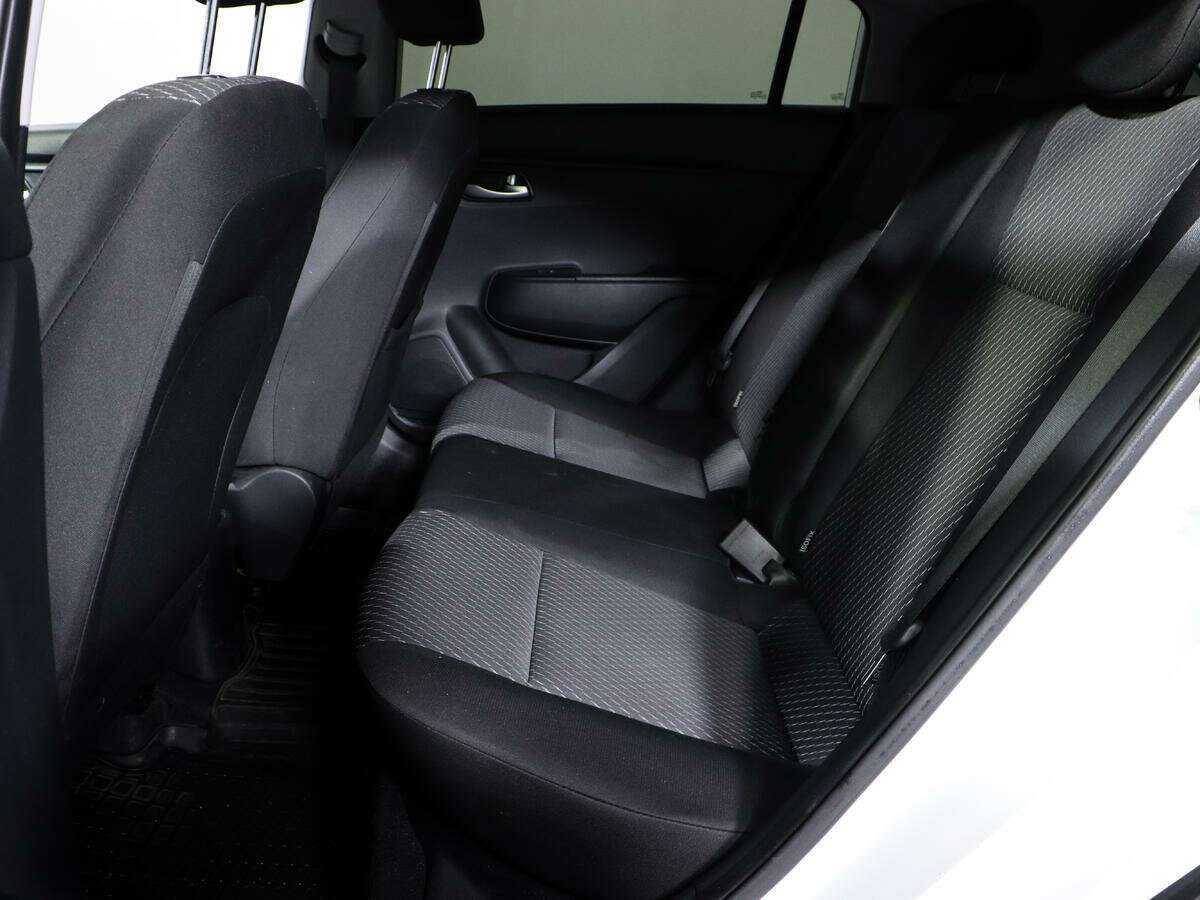 Купить Kia Rio, 2018, 98 000 км.. Фото: #8