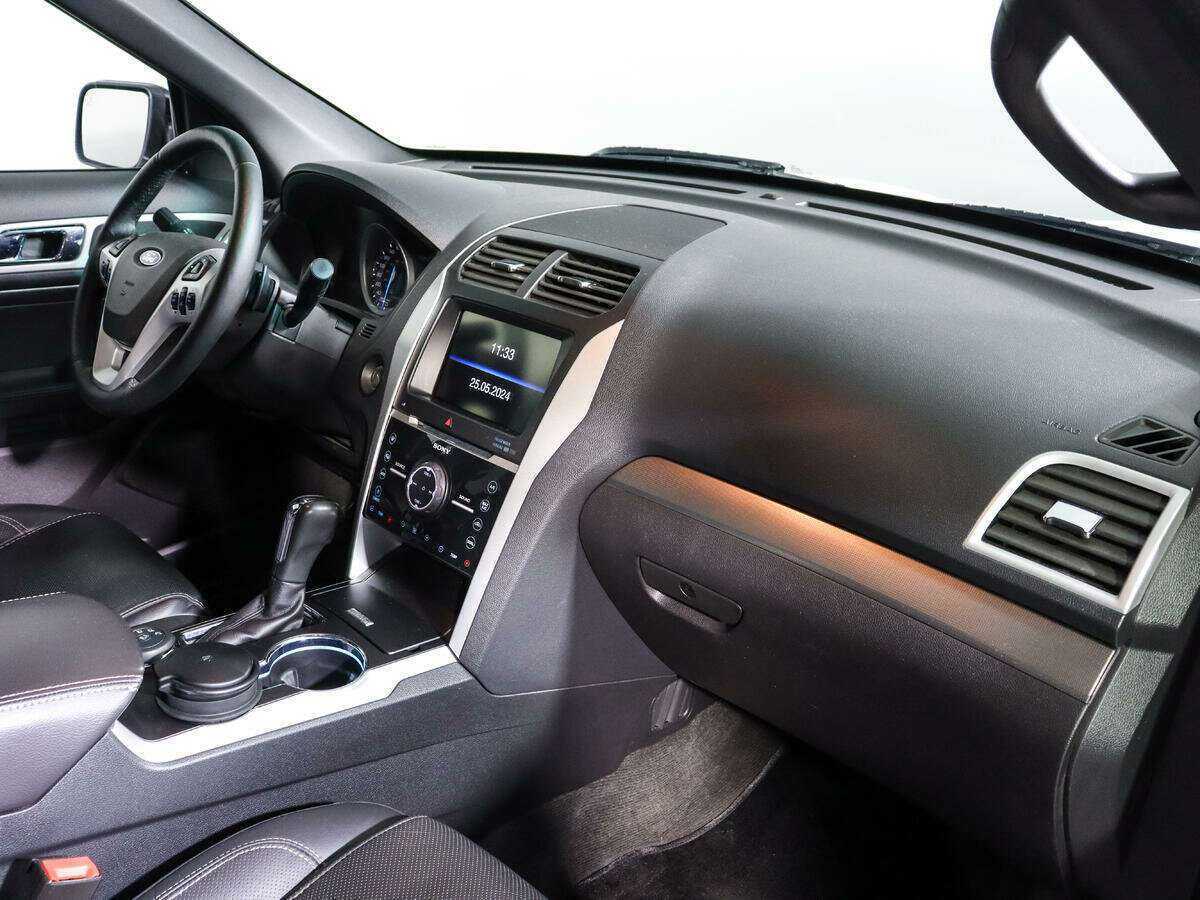 Купить Ford Explorer, 2015, 79 296 км.. Фото: #8