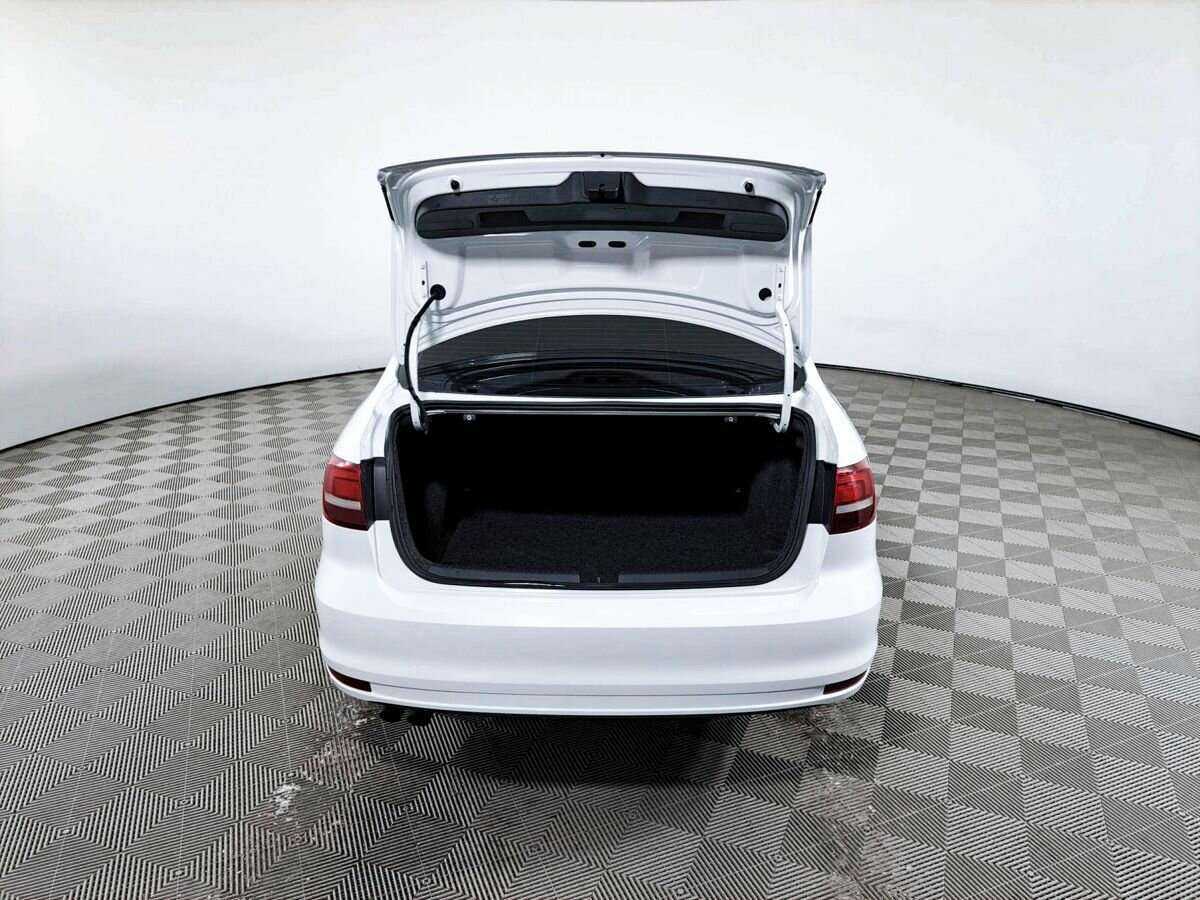 Купить Volkswagen Jetta, 2016, 105 363 км.. Фото: #9