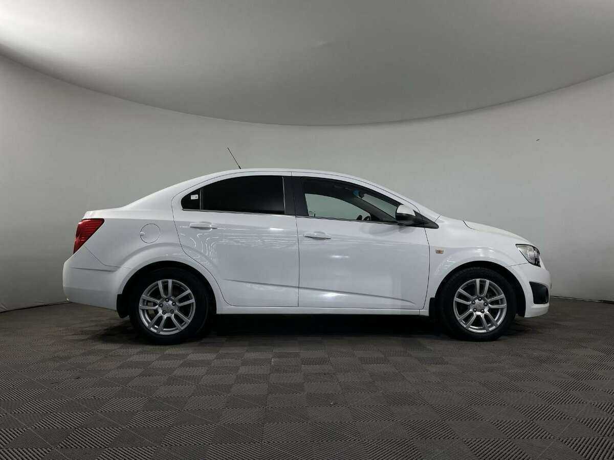 Купить Chevrolet Aveo, 2015, 103 623 км.. Фото: #1