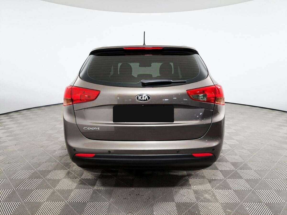 Купить Kia Ceed, 2015, 153 700 км.. Фото: #5