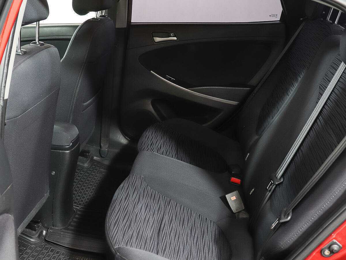 Купить Hyundai Solaris, 2014, 121 327 км.. Фото: #9