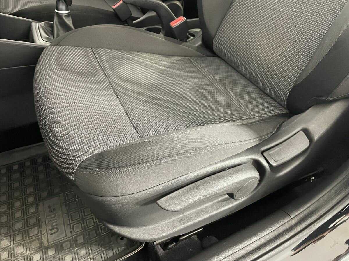 Купить Hyundai Solaris, 2017, 215 449 км.. Фото: #9