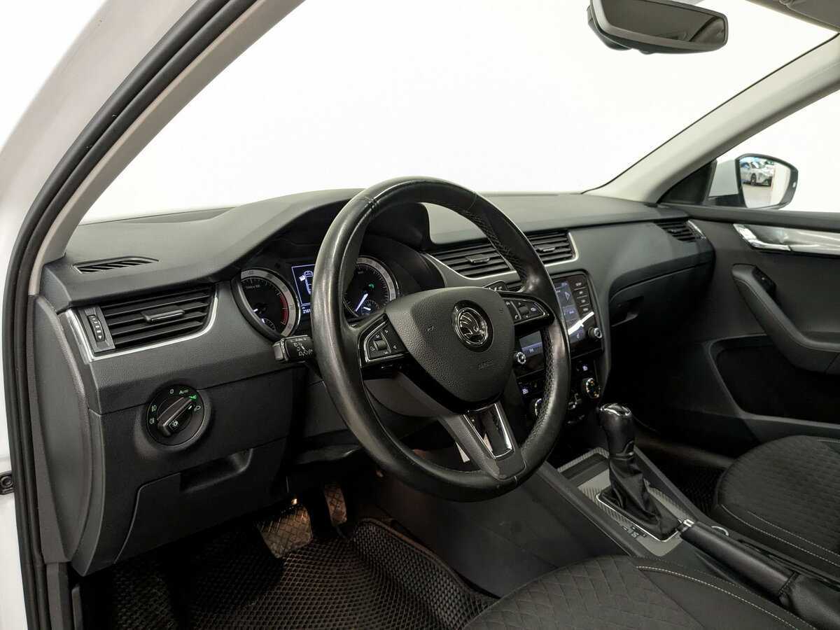 Купить Skoda Octavia, 2017, 216 162 км.. Фото: #15