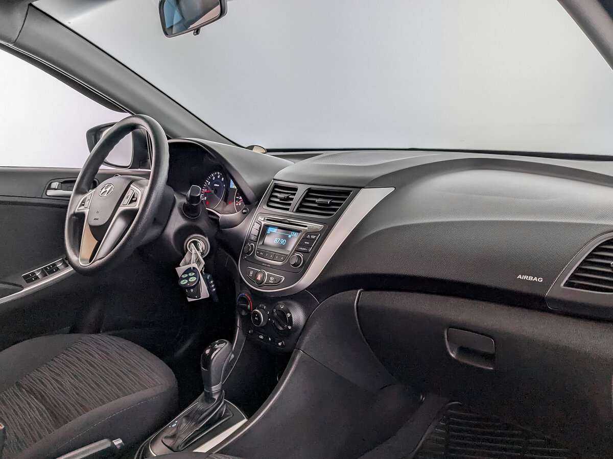 Купить Hyundai Solaris, 2015, 184 890 км.. Фото: #8