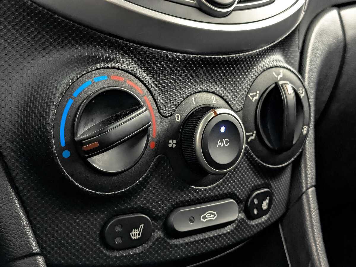 Купить Hyundai Solaris, 2015, 117 665 км.. Фото: #20