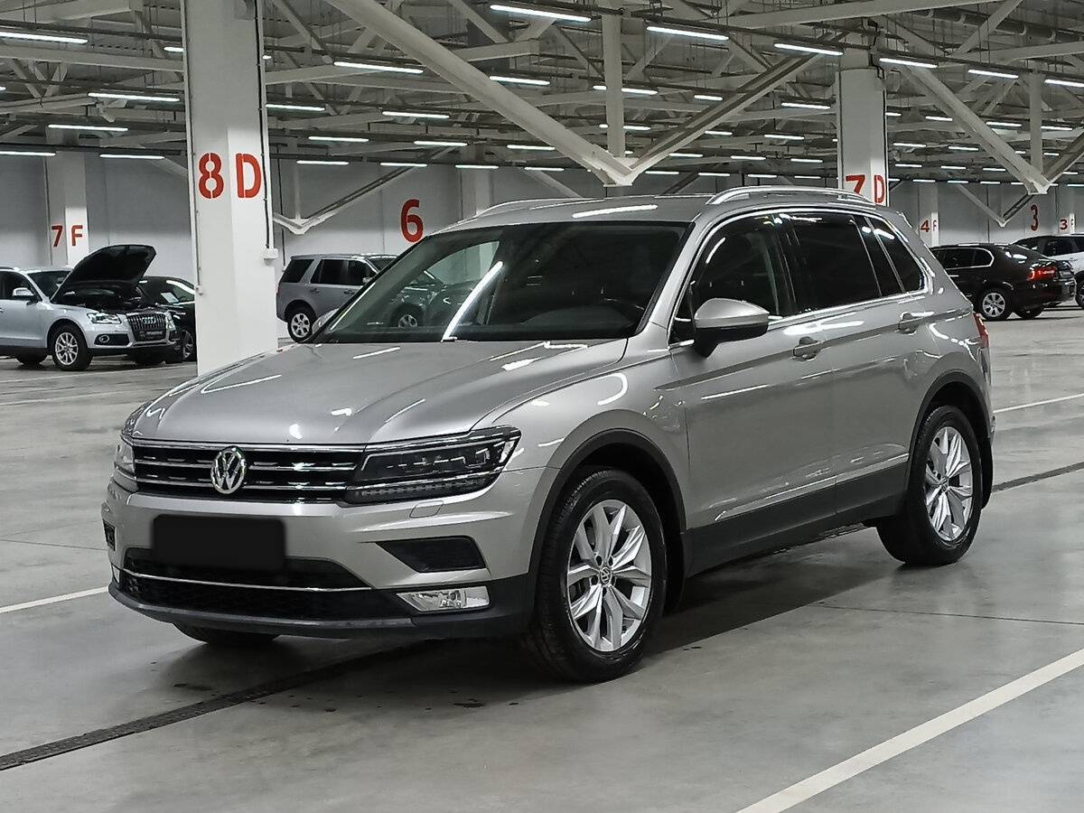 Купить Volkswagen Tiguan, 2017, 94 001 км.. Посмотреть фото