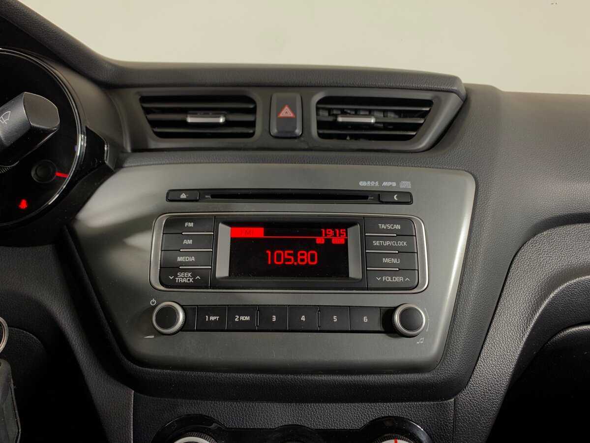 Купить Kia Rio, 2017, 149 947 км.. Фото: #13