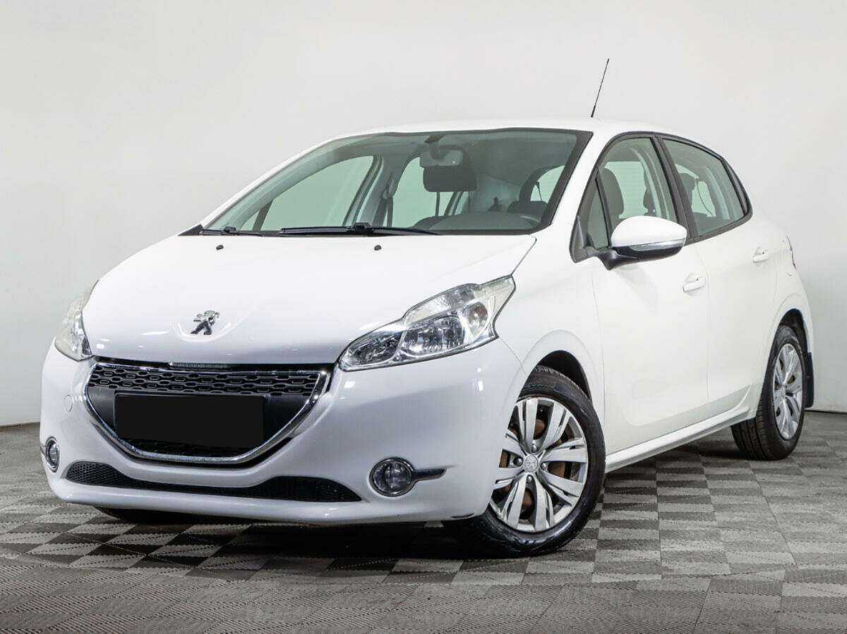Купить Peugeot 208, 2013, 90 441 км.. Фото: #0