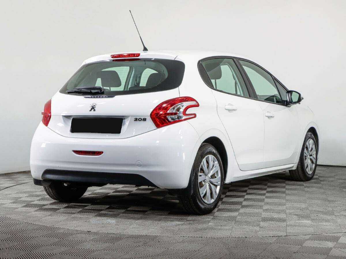 Купить Peugeot 208, 2013, 90 441 км.. Фото: #4