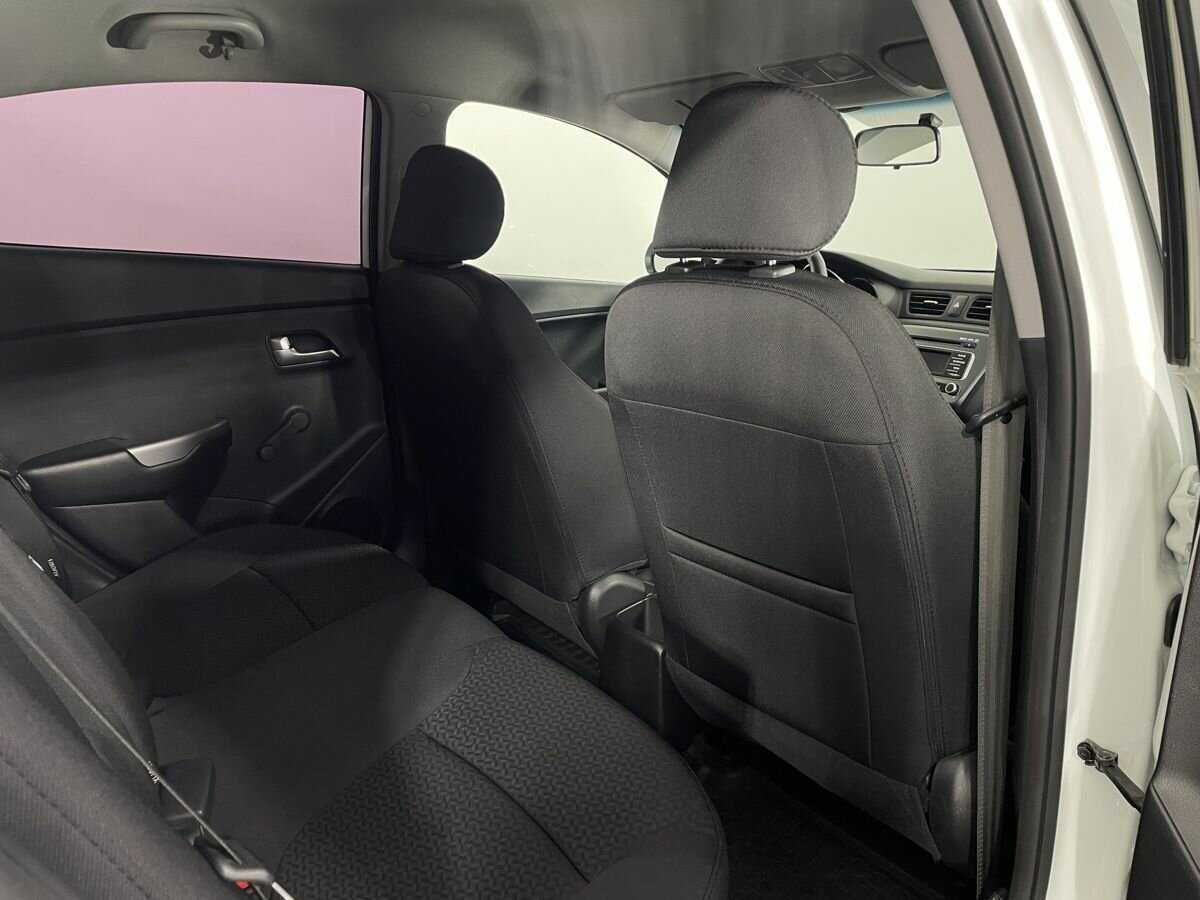 Купить Kia Rio, 2016, 93 547 км.. Фото: #14