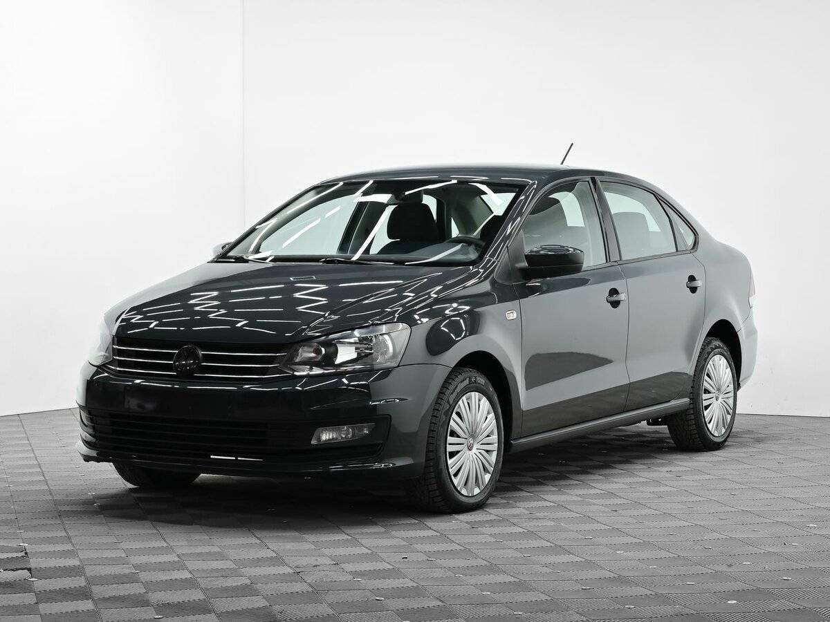 Купить Volkswagen Polo, 2017, 113 000 км.. Посмотреть фото