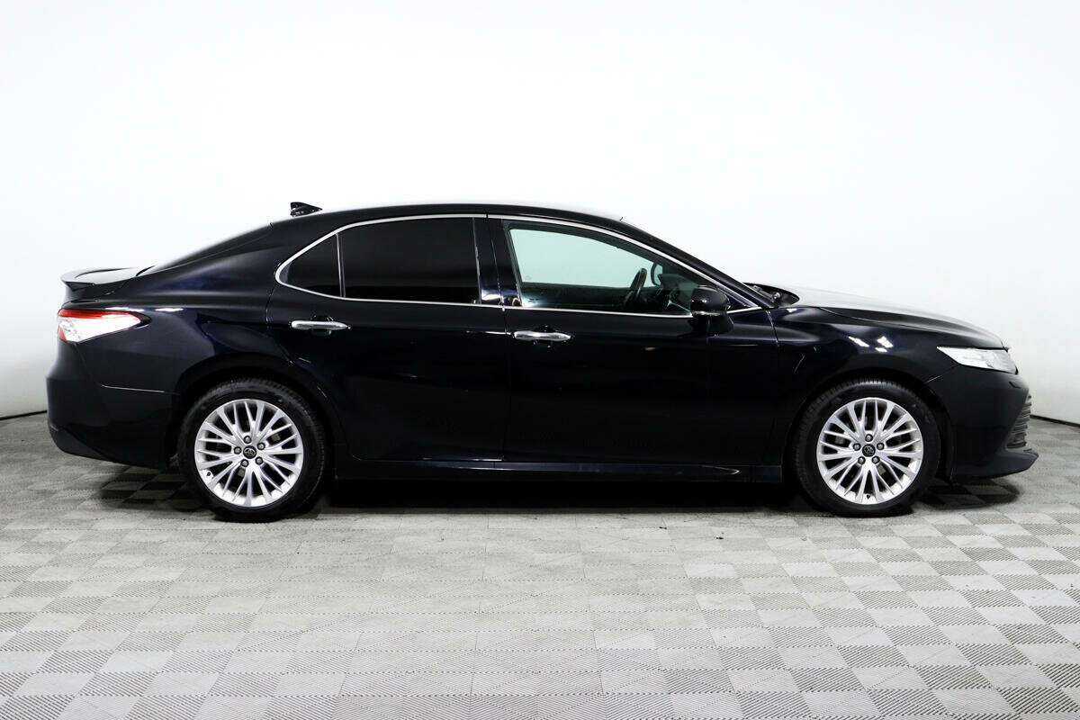 Купить Toyota Camry, 2018, 129 817 км.. Фото: #3