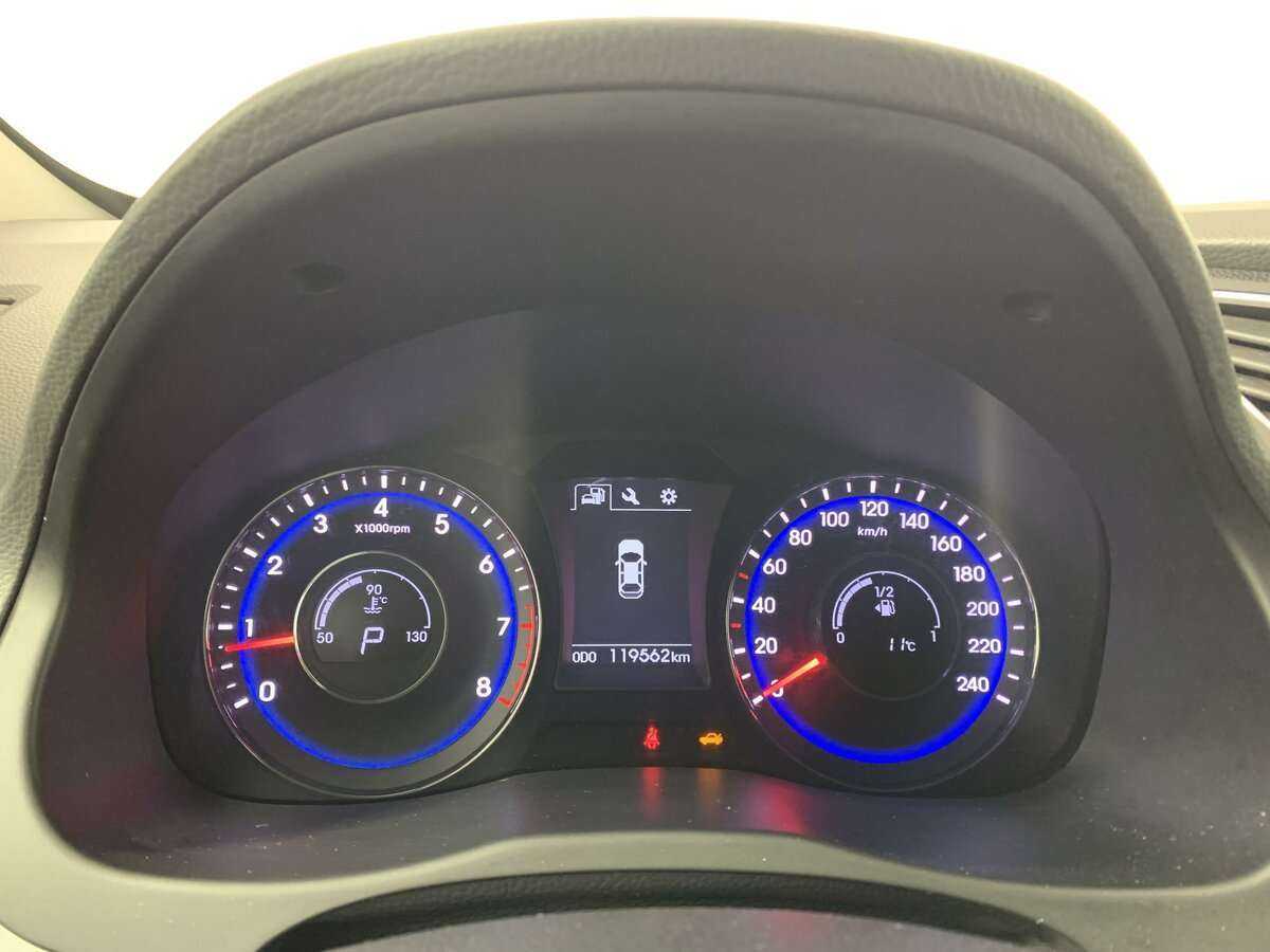 Купить Hyundai i40, 2016, 119 560 км.. Фото: #9