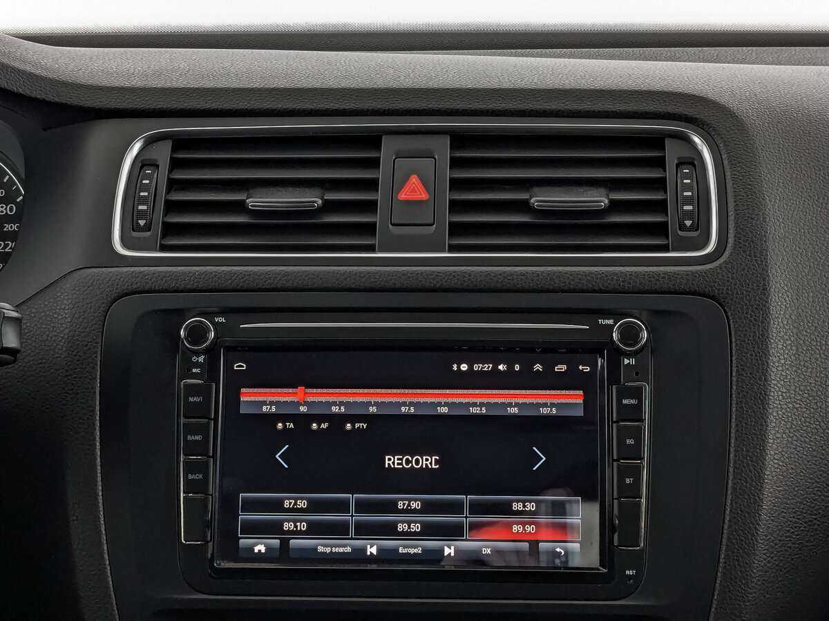 Купить Volkswagen Jetta, 2012, 125 436 км.. Фото: #11