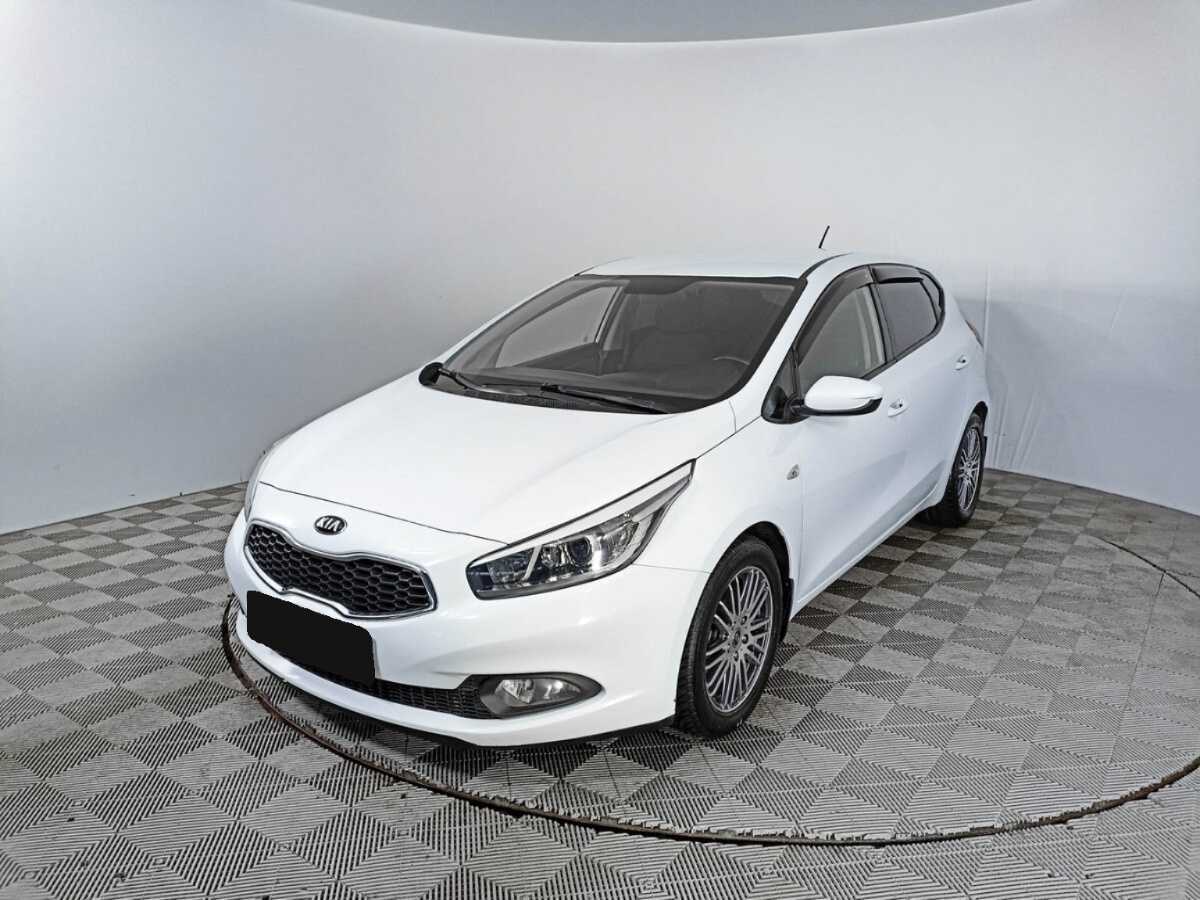 Купить Kia Ceed, 2014, 123 171 км.. Фото: #0