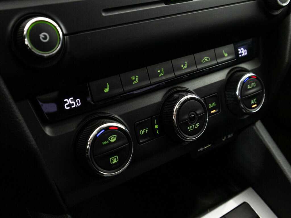 Купить Skoda Octavia, 2013, 70 123 км.. Фото: #14