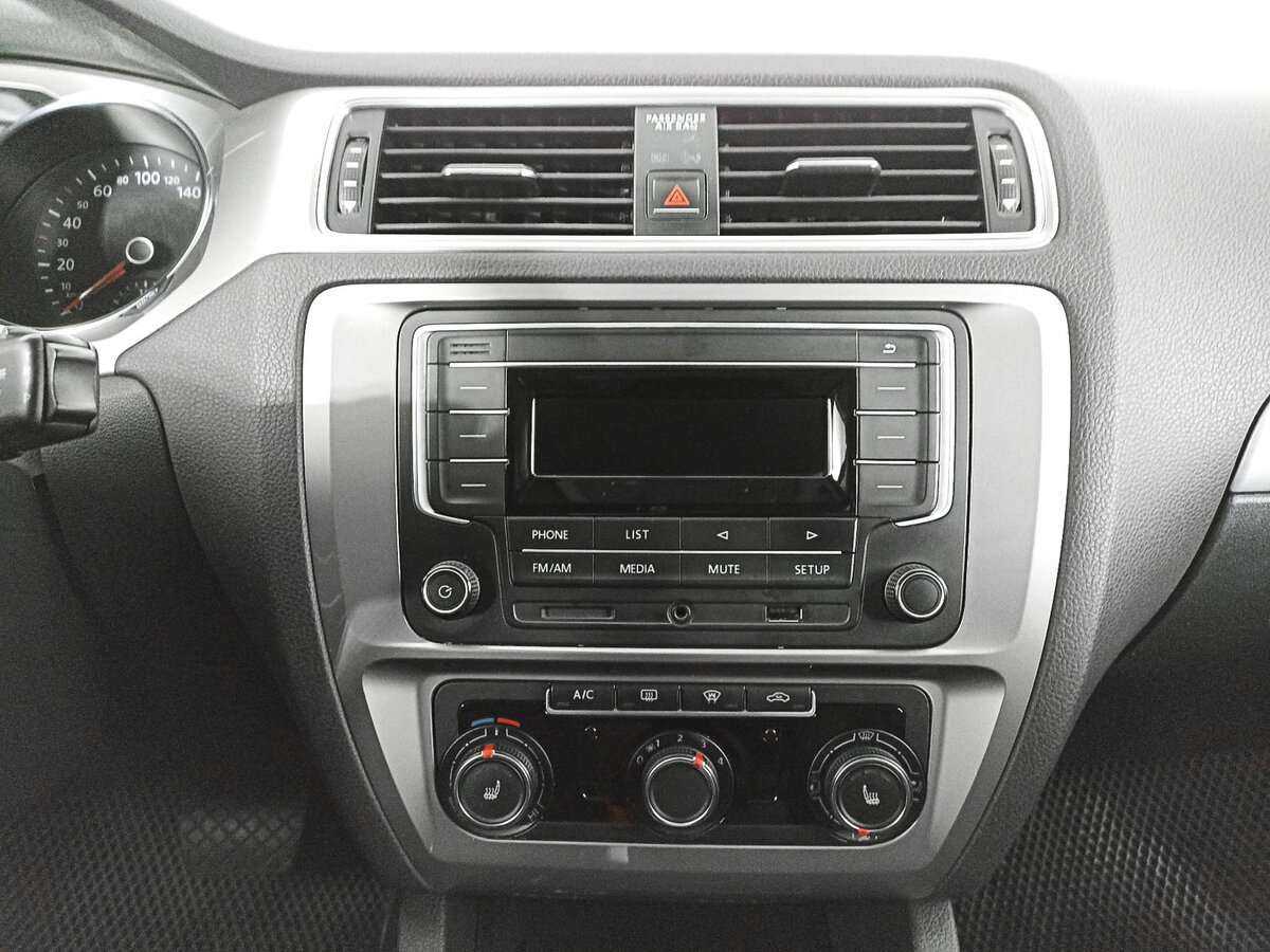 Купить Volkswagen Jetta, 2018, 122 680 км.. Фото: #13