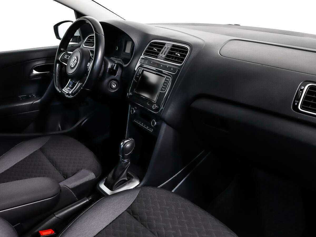 Купить Volkswagen Polo, 2018, 133 140 км.. Фото: #10