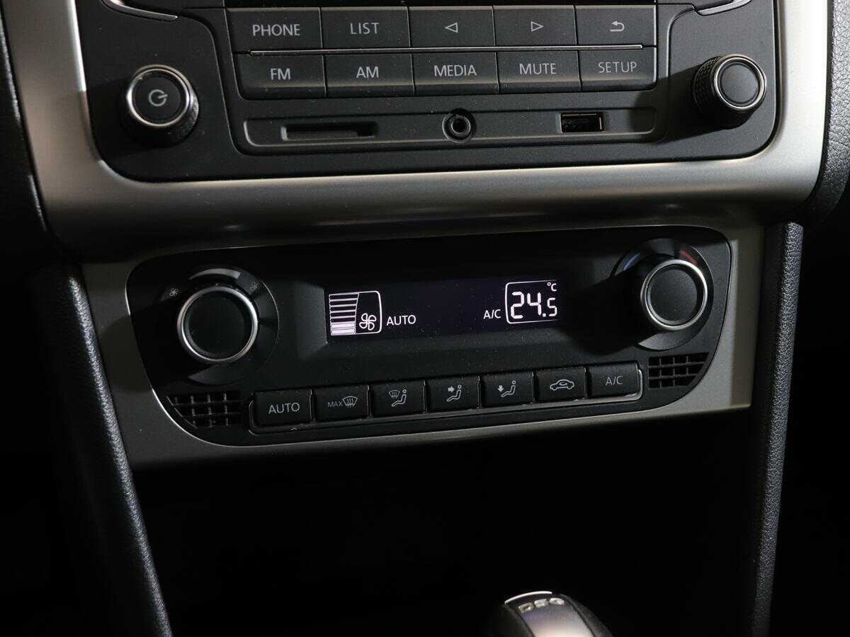 Купить Volkswagen Polo, 2017, 152 779 км.. Фото: #17